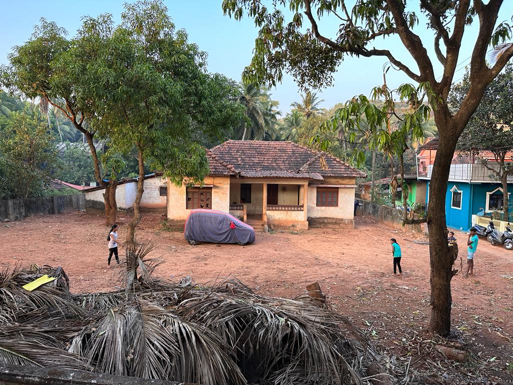 Property for Sale in Cortalim