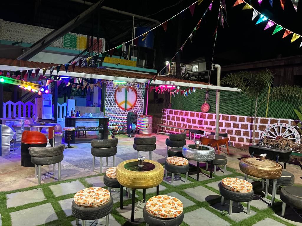 Spacious 5 BHK Bungalow with Guest House, Near Thivim Station