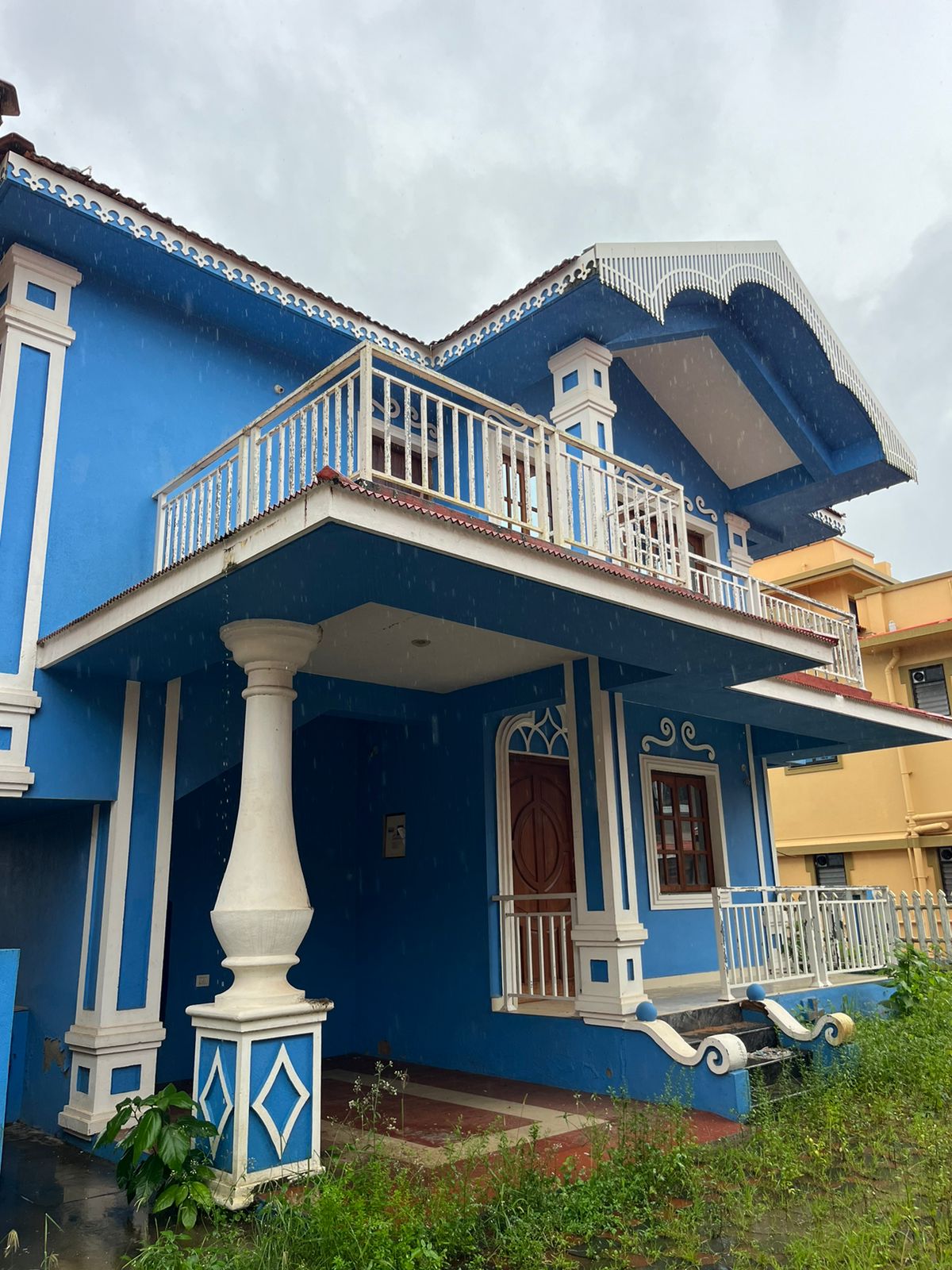 Spacious 4 Bedroom Bungalow in Mandopa, Navelim