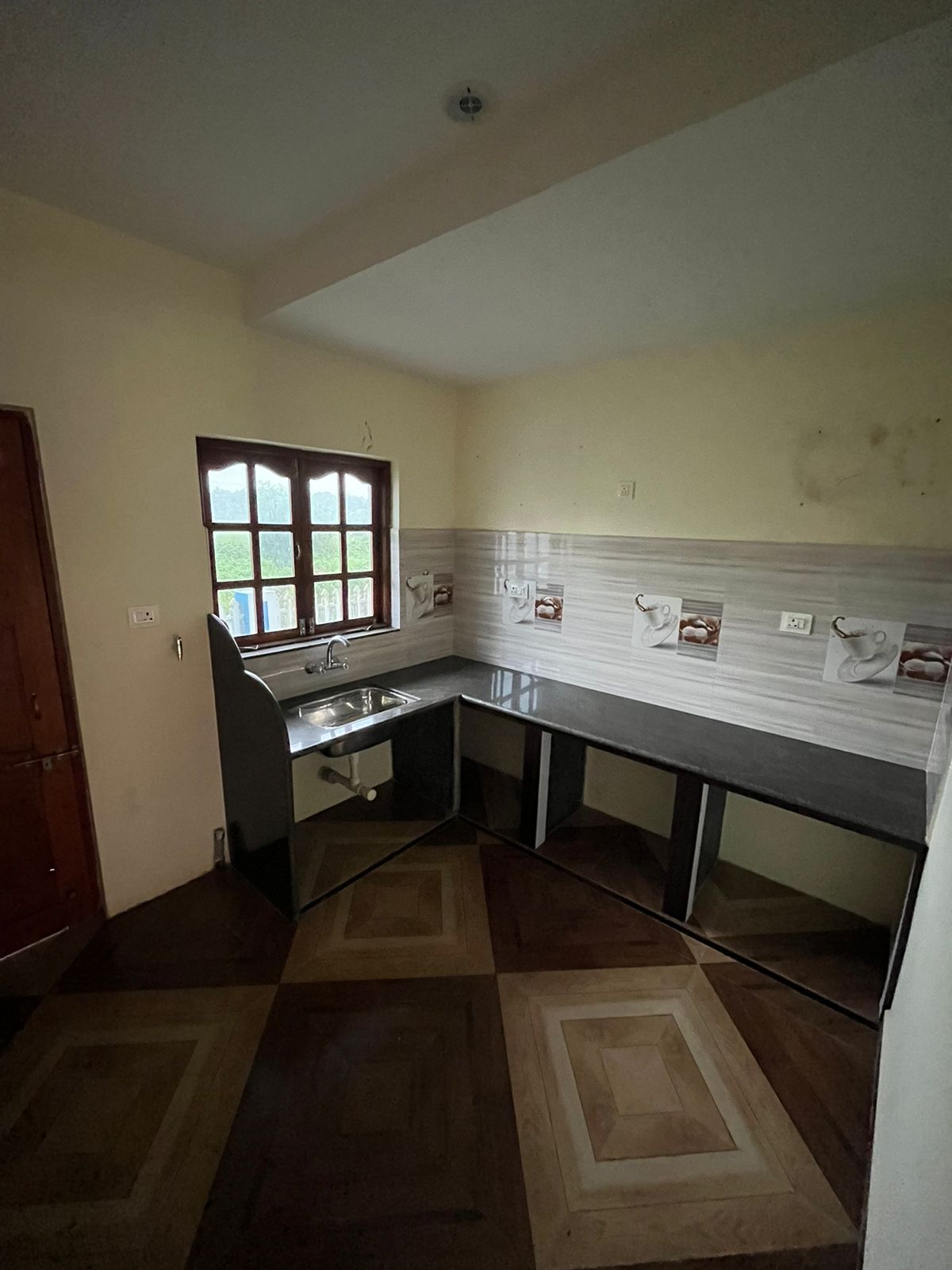 Spacious 4 Bedroom Bungalow in Mandopa, Navelim